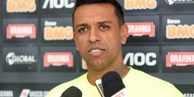 Sidão durante entrevista pelo Vasco